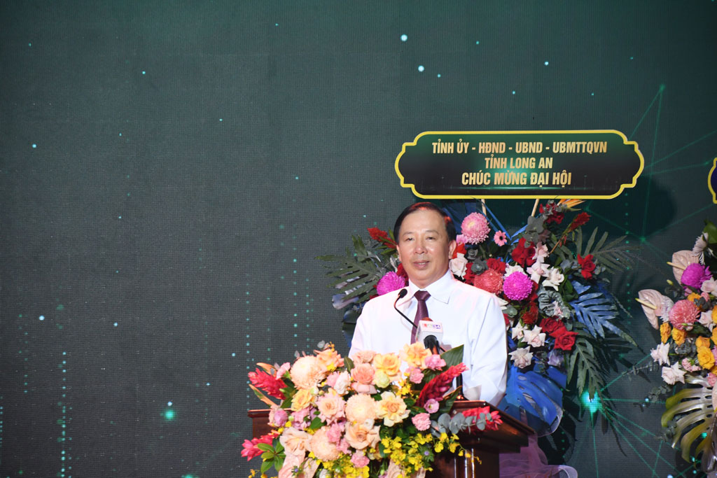 Chủ tịch UBND tỉnh - Nguyễn Văn Út phát biểu chỉ đạo tại đại hội